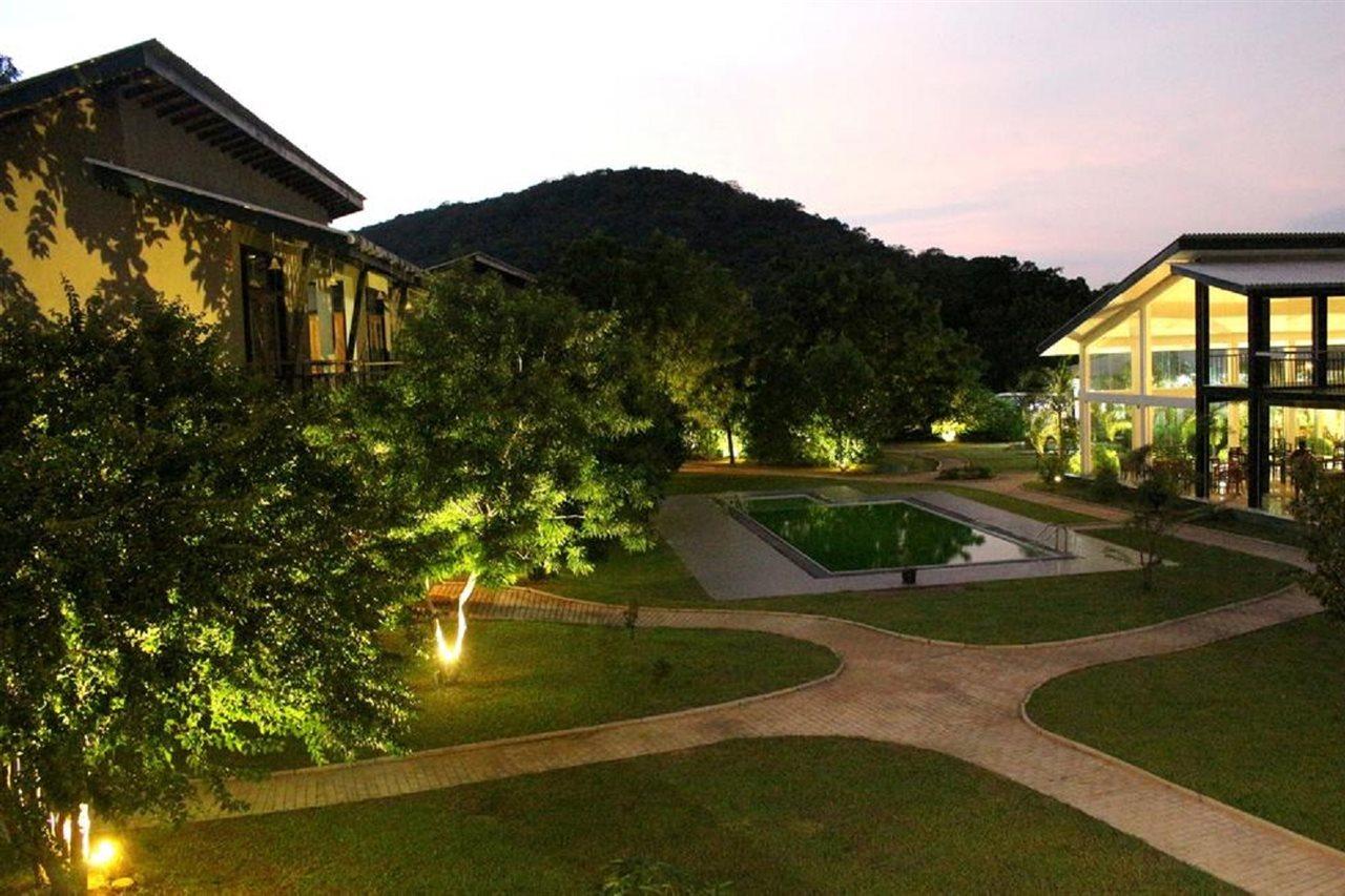 Magampura Eco Village Тисамахарама Екстериор снимка