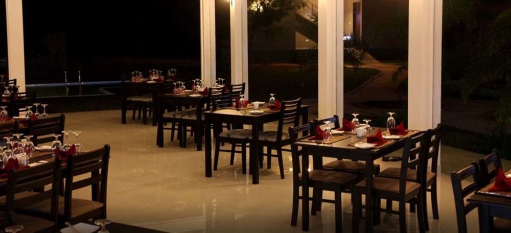 Magampura Eco Village Тисамахарама Екстериор снимка